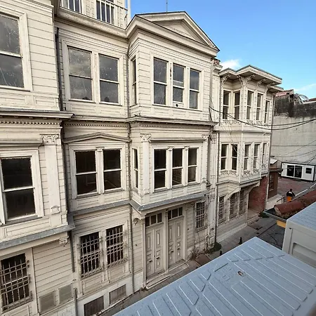 Grand Sueleymaniye Szálloda 3*