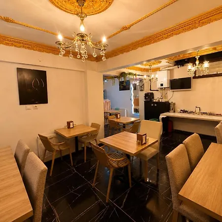 Grand Sueleymaniye Szálloda 3*