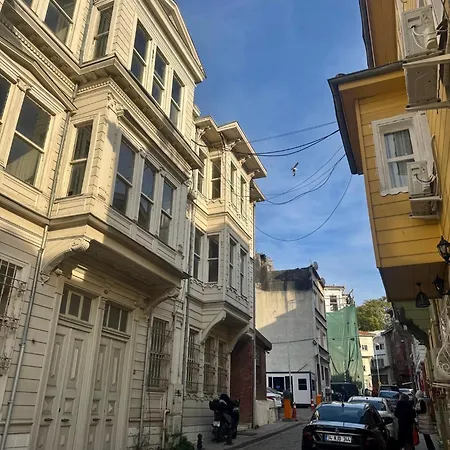 Grand Sueleymaniye Hotel 3*